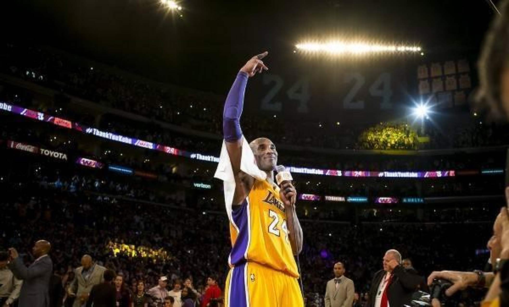 KAIYUN体育平台手机端-德布劳内迎来二十赛季出色发挥，巴黎圣日耳曼观众热烈欢呼！引发球迷热议的简单介绍