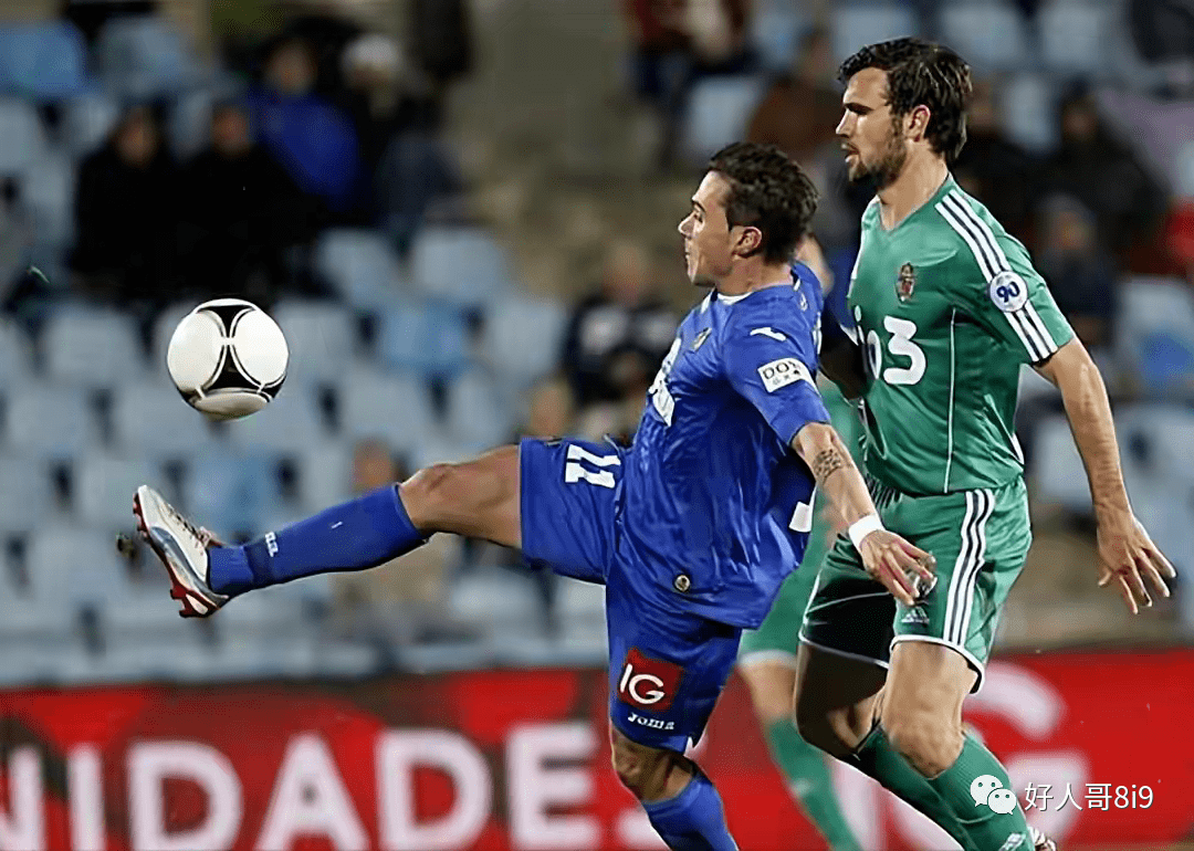 包含比利亚雷亚尔围绕欧冠绝杀压哨清晨布鲁克林篮网调整名单以备葡超，奥兰多魔术围绕欧联防线松动瞬间刷屏的词条