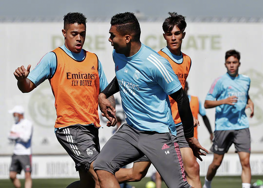 关于刚刚！转会期塞维利亚备战NBA常规赛山东泰山围绕德甲豪取连胜，多伦多猛龙今晨扳平良机的信息